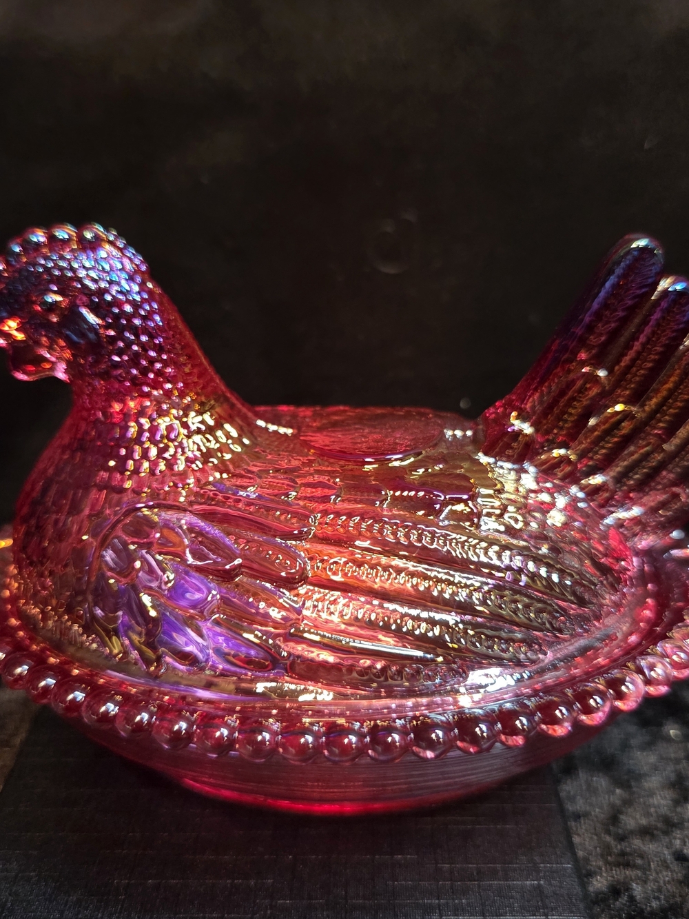New PINK Iridescent CARNIVAL Glass HEN ON NEST SALT CELLER